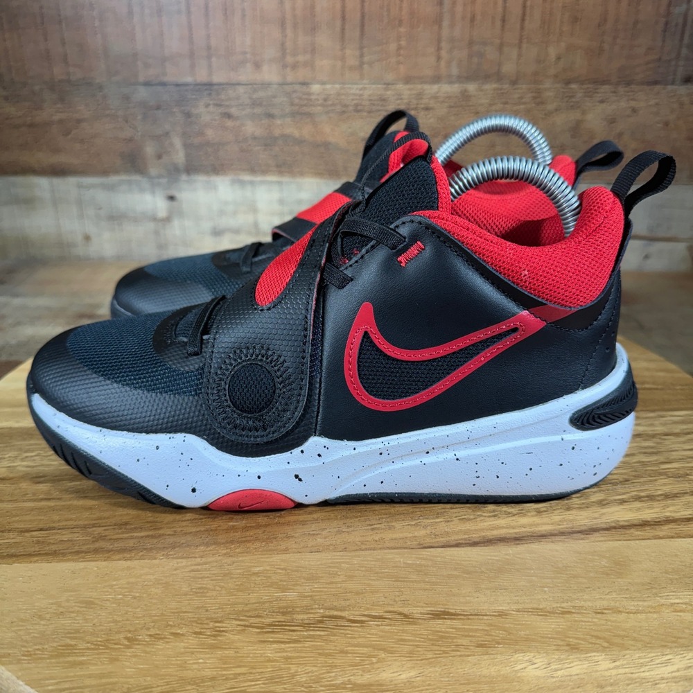 Nike Shoes Team Hustle D 11 Boys Kids 6Y Black Red Basketball Hook & Loop Strap